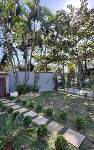 Casa de condomínio à venda com 550m², 4 quartos e 2 vagas Casa de condomínio à venda com 550m², 4 quartos e 2 vagasÁrea externa