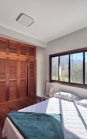 Casa de condomínio à venda com 550m², 4 quartos e 2 vagas Casa de condomínio à venda com 550m², 4 quartos e 2 vagasSuíte 2
