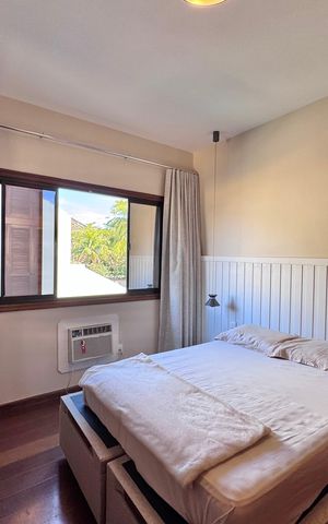 Casa de condomínio à venda com 550m², 4 quartos e 2 vagas Casa de condomínio à venda com 550m², 4 quartos e 2 vagasSuíte 3