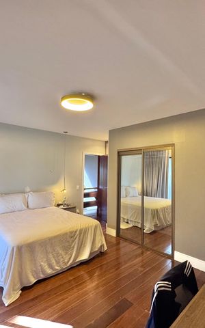 Casa de condomínio à venda com 550m², 4 quartos e 2 vagas Casa de condomínio à venda com 550m², 4 quartos e 2 vagasSuíte 1 Master