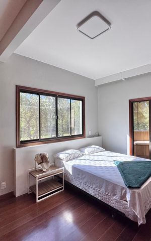 Casa de condomínio à venda com 550m², 4 quartos e 2 vagas Casa de condomínio à venda com 550m², 4 quartos e 2 vagasSuíte 2