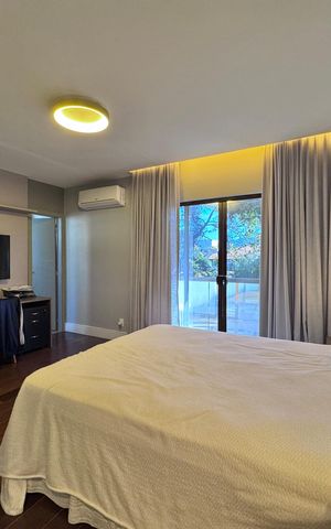 Casa de condomínio à venda com 550m², 4 quartos e 2 vagas Casa de condomínio à venda com 550m², 4 quartos e 2 vagasSuíte 1 Master