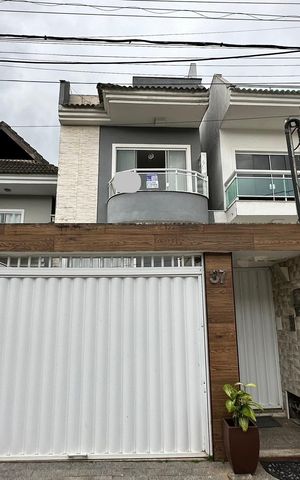 Casa de condomínio para alugar com 240m², 3 quartos e 2 vagas Casa de condomínio para alugar com 240m², 3 quartos e 2 vagasFachada