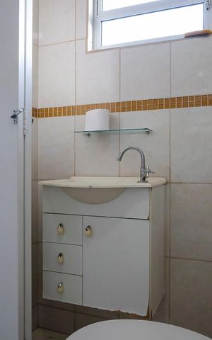 Casa à venda com 200m², 3 quartos e 3 vagasBanheiro de Serviço