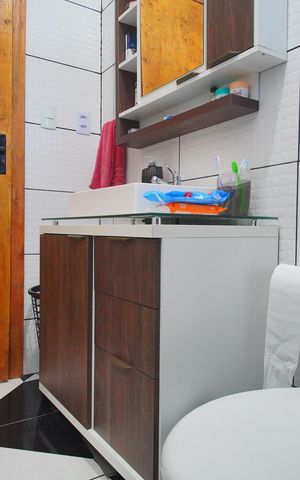 Casa à venda com 270m², 2 quartos e 2 vagasBanheiro 1