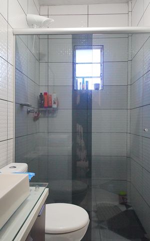 Casa à venda com 270m², 2 quartos e 2 vagasBanheiro 1