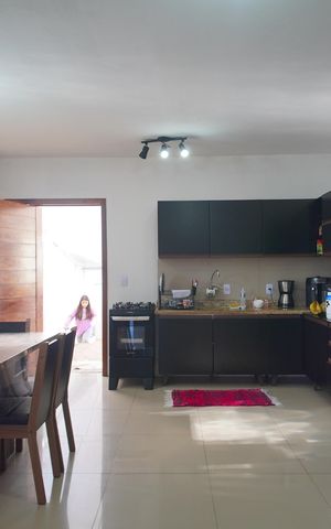 Casa à venda com 270m², 2 quartos e 2 vagasCozinha