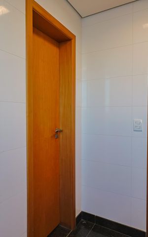 Apartamento à venda com 300m², 4 quartos e 4 vagas Apartamento à venda com 300m², 4 quartos e 4 vagasÁrea de Serviço