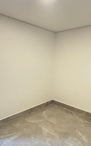 Casa à venda com 170m², 3 quartos e 2 vagas Casa à venda com 170m², 3 quartos e 2 vagasQuarto 1