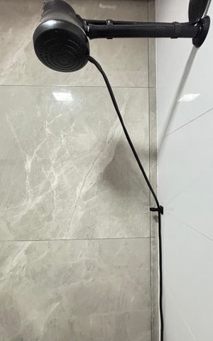 Casa à venda com 170m², 3 quartos e 2 vagas Casa à venda com 170m², 3 quartos e 2 vagasBanheiro