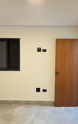 Casa à venda com 170m², 3 quartos e 2 vagas Casa à venda com 170m², 3 quartos e 2 vagasQuarto 1