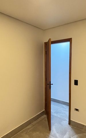 Casa à venda com 170m², 3 quartos e 2 vagas Casa à venda com 170m², 3 quartos e 2 vagasQuarto 2