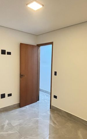 Casa à venda com 170m², 3 quartos e 2 vagas Casa à venda com 170m², 3 quartos e 2 vagasQuarto 1