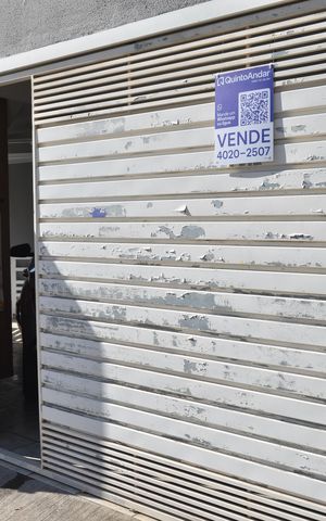 Casa à venda com 160m², 2 quartos e 2 vagasPlaca