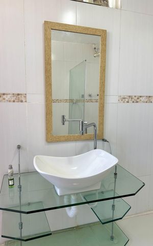 Apartamento à venda com 180m², 3 quartos e sem vaga Apartamento à venda com 180m², 3 quartos e sem vagaSuíte 01 Banheiro