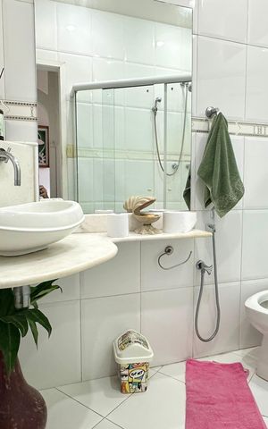 Apartamento à venda com 180m², 3 quartos e sem vaga Apartamento à venda com 180m², 3 quartos e sem vagaBanheiro Social