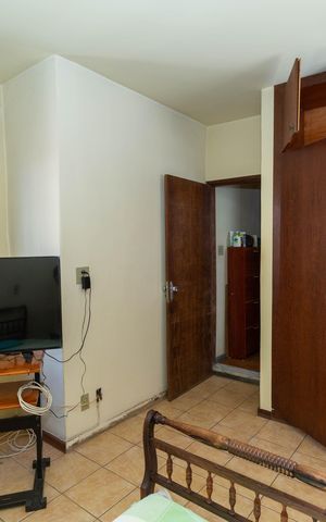 Casa à venda com 405m², 5 quartos e 4 vagasQuarto 4