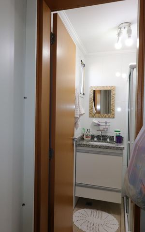 Apartamento à venda com 60m², 2 quartos e 1 vagaBanheiro da suíte