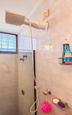 Apartamento à venda com 76m², 2 quartos e 1 vaga Apartamento à venda com 76m², 2 quartos e 1 vagaBanheiro