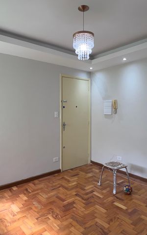 Apartamento à venda com 60m², 3 quartos e 1 vaga Apartamento à venda com 60m², 3 quartos e 1 vagaSala