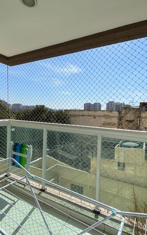 Apartamento à venda com 65m², 2 quartos e 1 vaga Apartamento à venda com 65m², 2 quartos e 1 vagaVaranda da Sala