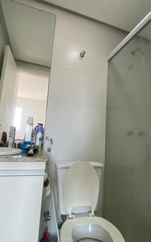 Apartamento à venda com 65m², 2 quartos e 1 vaga Apartamento à venda com 65m², 2 quartos e 1 vagaBanheiro