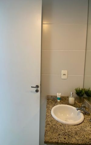 Apartamento à venda com 65m², 2 quartos e 1 vaga Apartamento à venda com 65m², 2 quartos e 1 vagaBanheiro