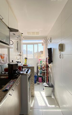 Apartamento à venda com 65m², 2 quartos e 1 vaga Apartamento à venda com 65m², 2 quartos e 1 vagaCozinha e Área de Serviço
