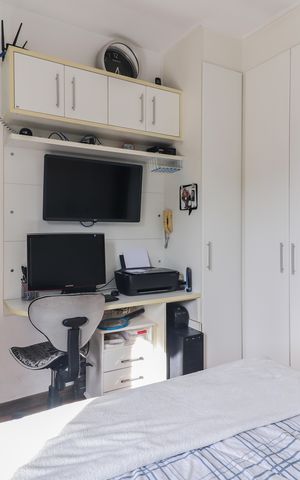 Casa de condomínio à venda com 180m², 3 quartos e 2 vagas Casa de condomínio à venda com 180m², 3 quartos e 2 vagasSuíte 03