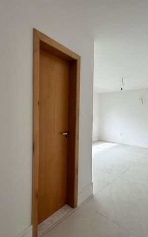 Apartamento à venda com 660m², 5 quartos e 3 vagas Apartamento à venda com 660m², 5 quartos e 3 vagasSuíte 4