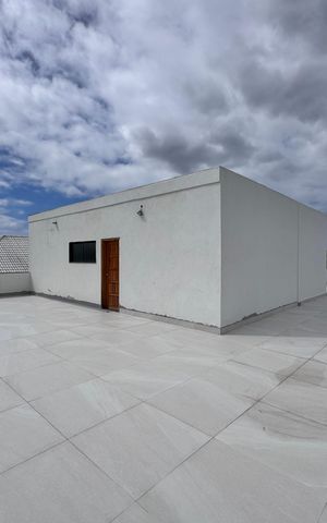 Apartamento à venda com 660m², 5 quartos e 3 vagas Apartamento à venda com 660m², 5 quartos e 3 vagasTerraço