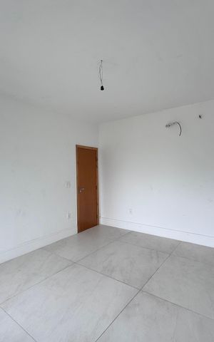 Apartamento à venda com 660m², 5 quartos e 3 vagas Apartamento à venda com 660m², 5 quartos e 3 vagasSuíte 5