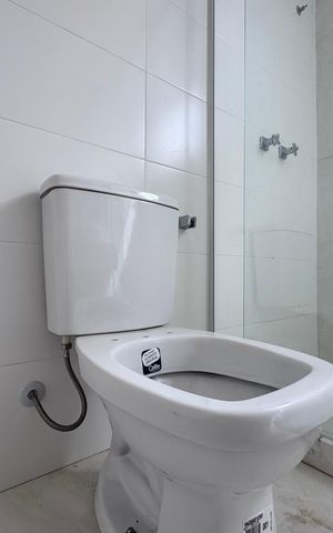 Apartamento à venda com 660m², 5 quartos e 3 vagas Apartamento à venda com 660m², 5 quartos e 3 vagasSuíte 4 - Banheiro