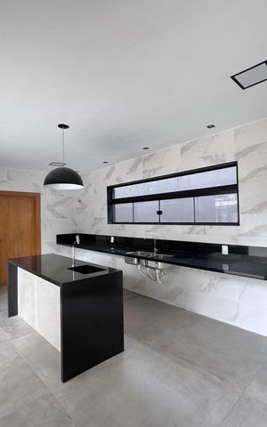 Apartamento à venda com 660m², 5 quartos e 3 vagas Apartamento à venda com 660m², 5 quartos e 3 vagasCozinha