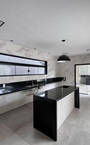 Apartamento à venda com 660m², 5 quartos e 3 vagas Apartamento à venda com 660m², 5 quartos e 3 vagasCozinha
