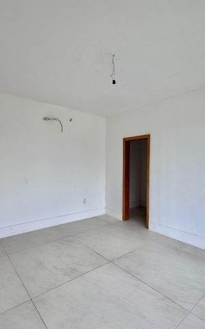 Apartamento à venda com 660m², 5 quartos e 3 vagas Apartamento à venda com 660m², 5 quartos e 3 vagasSuíte 5
