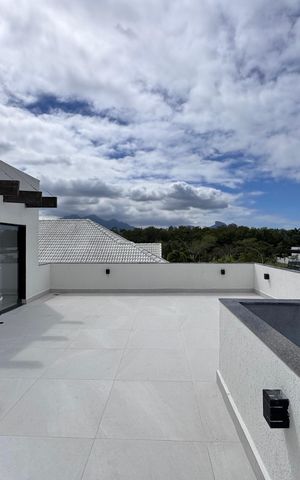 Apartamento à venda com 660m², 5 quartos e 3 vagas Apartamento à venda com 660m², 5 quartos e 3 vagasTerraço