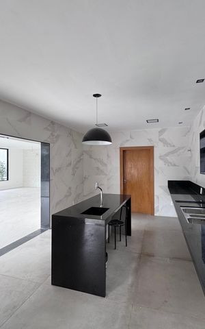Apartamento à venda com 660m², 5 quartos e 3 vagas Apartamento à venda com 660m², 5 quartos e 3 vagasCozinha