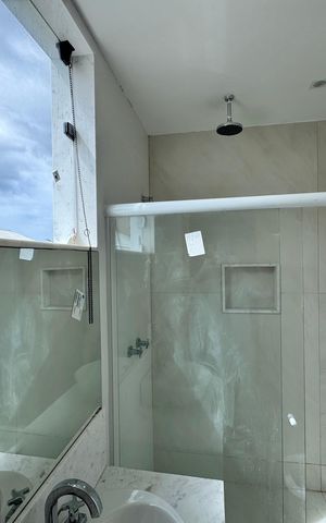 Apartamento à venda com 660m², 5 quartos e 3 vagas Apartamento à venda com 660m², 5 quartos e 3 vagasSuíte 2 - Banheiro