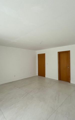 Apartamento à venda com 660m², 5 quartos e 3 vagas Apartamento à venda com 660m², 5 quartos e 3 vagasSuíte 1 Master