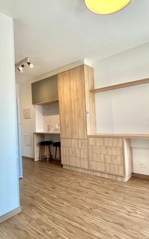 Studio para alugar com 25m², 1 quarto e sem vaga Studio para alugar com 25m², 1 quarto e sem vagaSala/Quarto