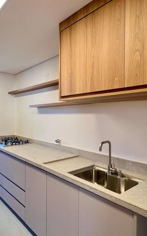 Apartamento à venda com 134m², 3 quartos e 2 vagas Apartamento à venda com 134m², 3 quartos e 2 vagasCozinha