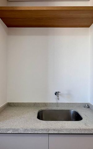 Apartamento à venda com 134m², 3 quartos e 2 vagas Apartamento à venda com 134m², 3 quartos e 2 vagasÁrea de Serviço