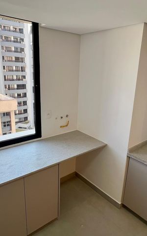 Apartamento à venda com 134m², 3 quartos e 2 vagas Apartamento à venda com 134m², 3 quartos e 2 vagasÁrea de Serviço