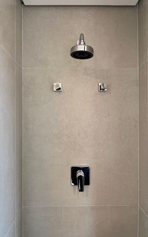 Apartamento à venda com 134m², 3 quartos e 2 vagas Apartamento à venda com 134m², 3 quartos e 2 vagasBanheiro da Suíte 2