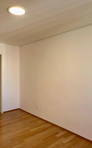 Apartamento à venda com 134m², 3 quartos e 2 vagas Apartamento à venda com 134m², 3 quartos e 2 vagasSuíte 1