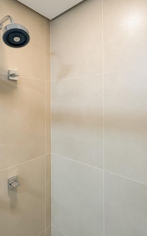 Apartamento à venda com 91m², 2 quartos e 1 vaga Apartamento à venda com 91m², 2 quartos e 1 vagaBanheiro Social
