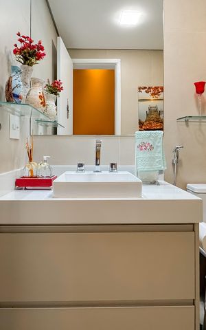 Apartamento à venda com 91m², 2 quartos e 1 vaga Apartamento à venda com 91m², 2 quartos e 1 vagaBanheiro Social