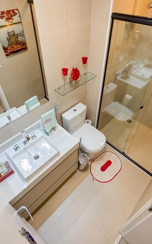 Apartamento à venda com 91m², 2 quartos e 1 vaga Apartamento à venda com 91m², 2 quartos e 1 vagaBanheiro Social