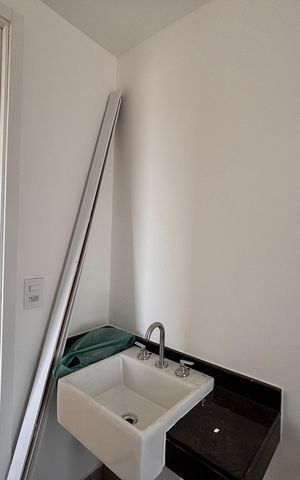 Studio à venda com 29m², 1 quarto e sem vaga Studio à venda com 29m², 1 quarto e sem vagaBanheiro Social